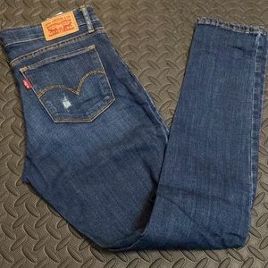 Levi skinny jeans